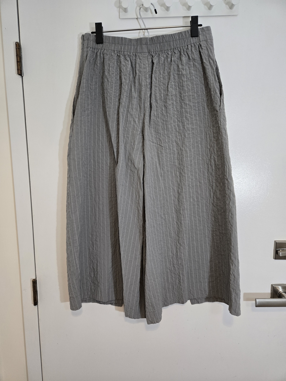OSKA Germany Pinstripe Wide-Leg Crop Wrap-Front Culottes - Size 2 (Cotton Blend) - Picture 4 of 9